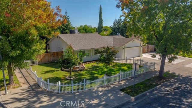 2988 Bedford, Merced, CA 95340