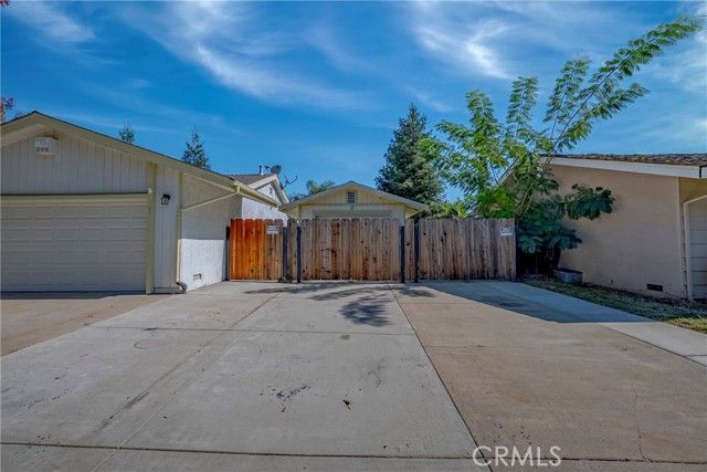 2988 Bedford, Merced, CA 95340