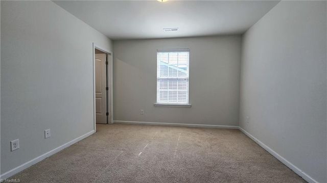 5733 Midstream Circle, Clemmons, NC 27012