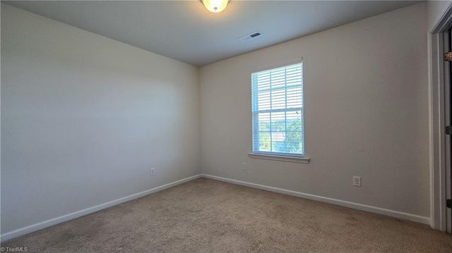 5733 Midstream Circle, Clemmons, NC 27012