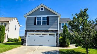 5733 Midstream Circle, Clemmons, NC 27012