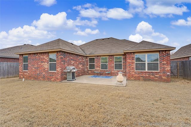 3337 S 207th East Avenue, Broken Arrow, OK 74014
