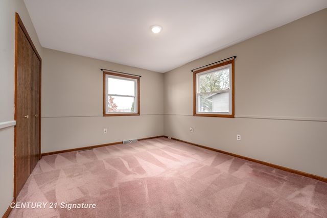 2205 S Van Buren Road, Reese, MI 48757