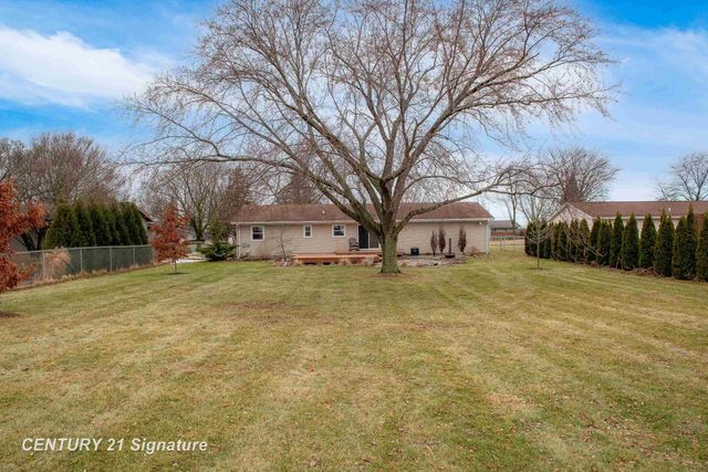 2205 S Van Buren Road, Reese, MI 48757