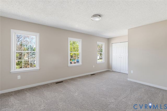 4900 Green Run Ct, Henrico, VA 23228