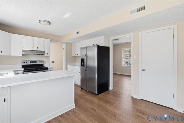 4900 Green Run Ct, Henrico, VA 23228