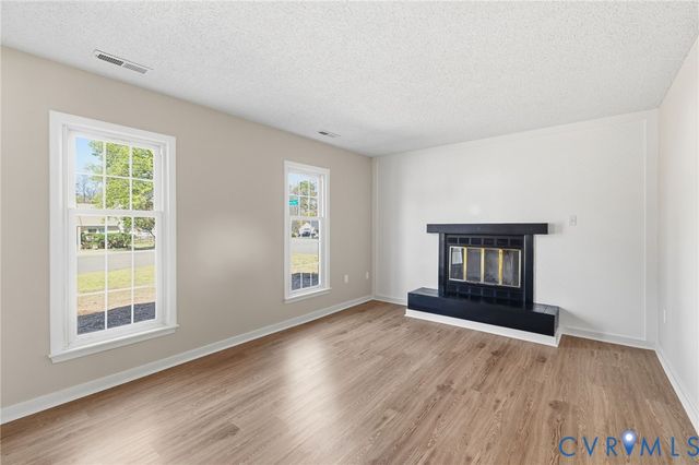 4900 Green Run Ct, Henrico, VA 23228