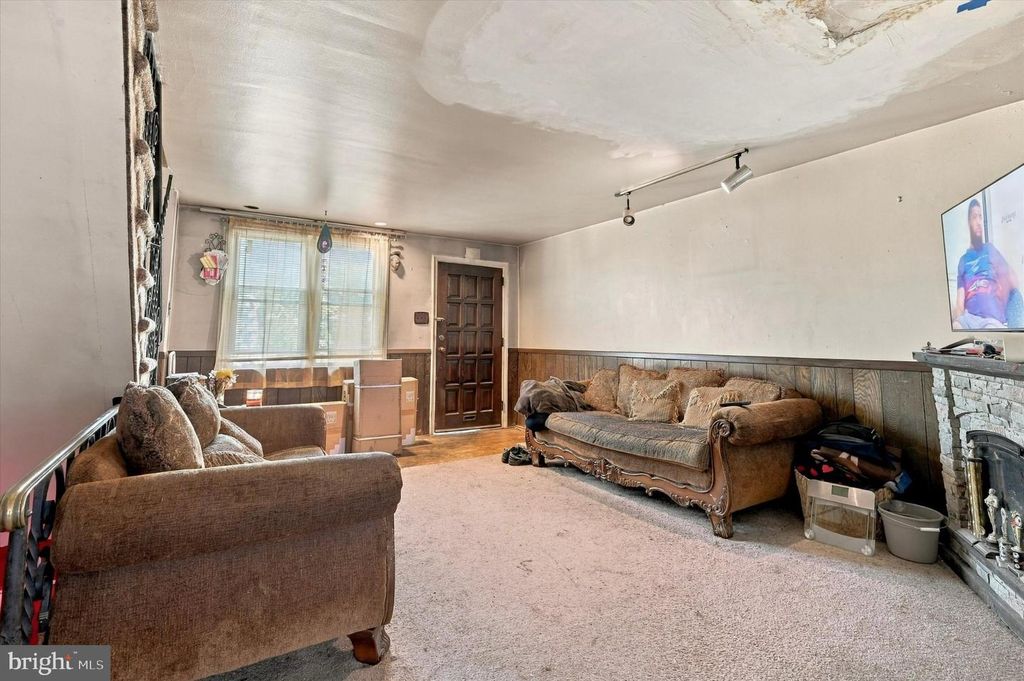 1834 FARRINGTON RD, PHILADELPHIA, PA 19151 — photo 3