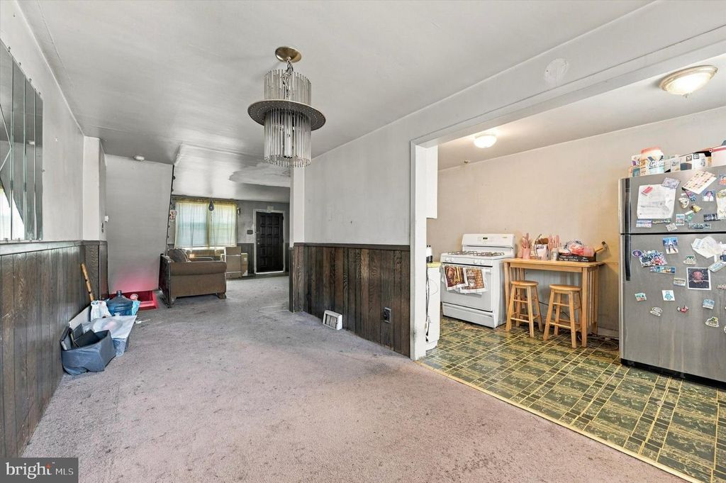 1834 FARRINGTON RD, PHILADELPHIA, PA 19151 — photo 4