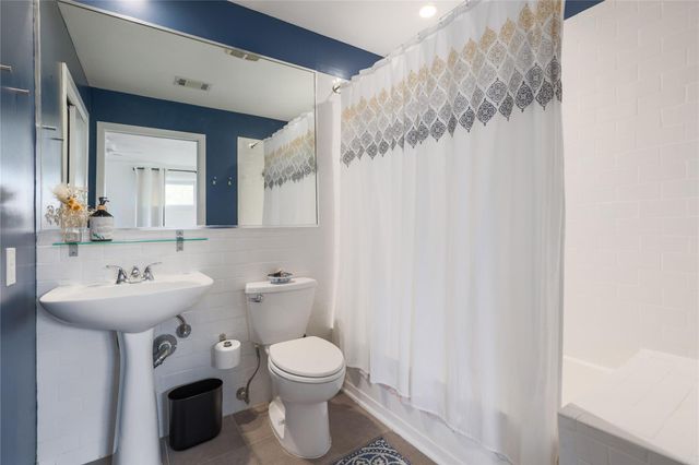 3005 E 14th ST, Austin, TX 78702