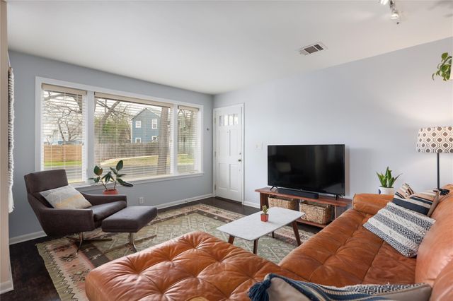 3005 E 14th ST, Austin, TX 78702