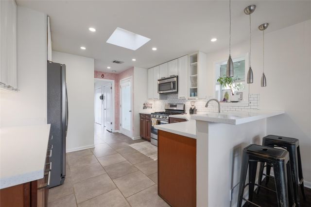 3005 E 14th ST, Austin, TX 78702