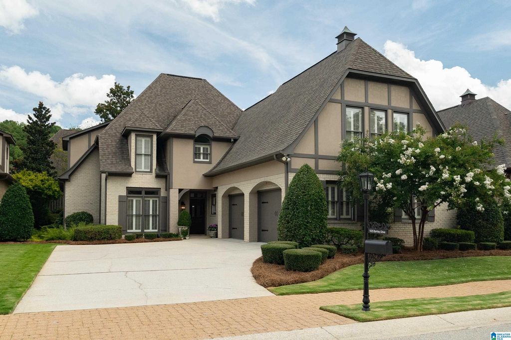 1025 BARKLEY DRIVE, Hoover, AL 35242