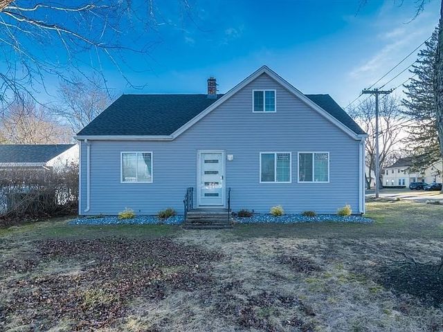 2085 Memorial Dr, South Hadley, MA 01075