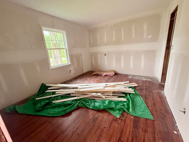 47 Holly Lane, Crab Orchard, KY 40419