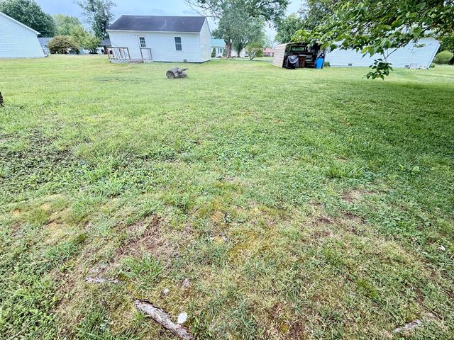 47 Holly Lane, Crab Orchard, KY 40419
