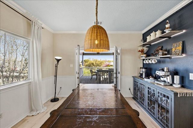 126 E Shore Drive, Clear Lake Shores, TX 77565