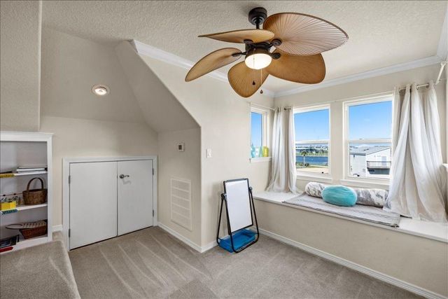 126 E Shore Drive, Clear Lake Shores, TX 77565