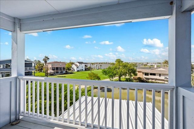 126 E Shore Drive, Clear Lake Shores, TX 77565