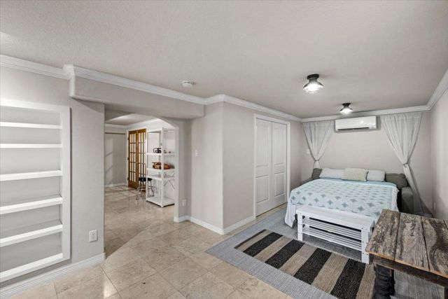 126 E Shore Drive, Clear Lake Shores, TX 77565