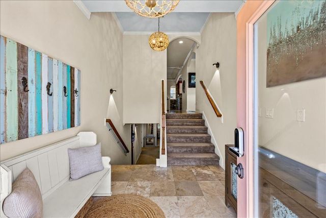 126 E Shore Drive, Clear Lake Shores, TX 77565