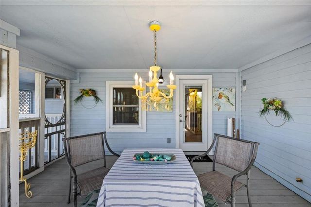 126 E Shore Drive, Clear Lake Shores, TX 77565