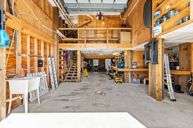 126 E Shore Drive, Clear Lake Shores, TX 77565