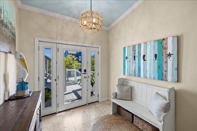 126 E Shore Drive, Clear Lake Shores, TX 77565