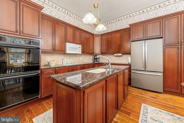 26 N GREENWICH ST, Alloway, NJ 08001