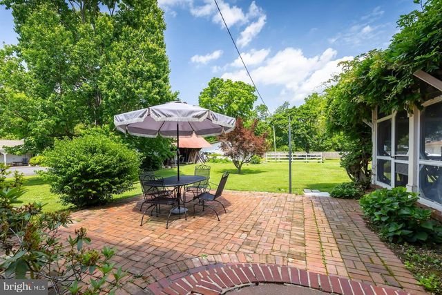 26 N GREENWICH ST, Alloway, NJ 08001
