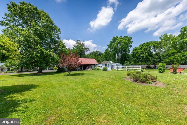 26 N GREENWICH ST, Alloway, NJ 08001
