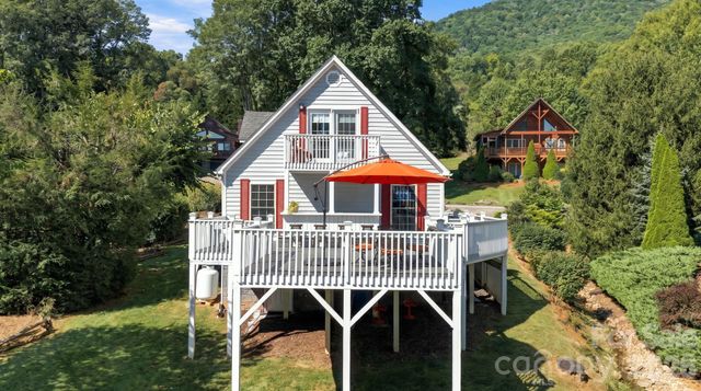 65 Airish Lane, Waynesville, NC 28785