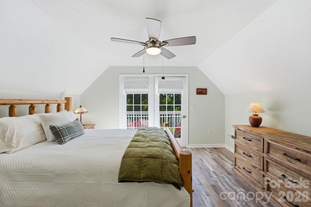 65 Airish Lane, Waynesville, NC 28785