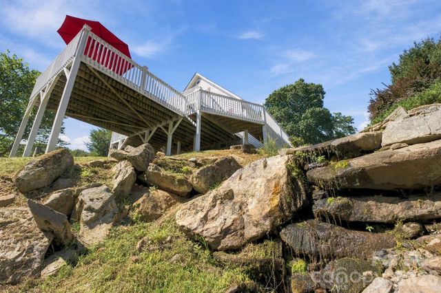 65 Airish Lane, Waynesville, NC 28785
