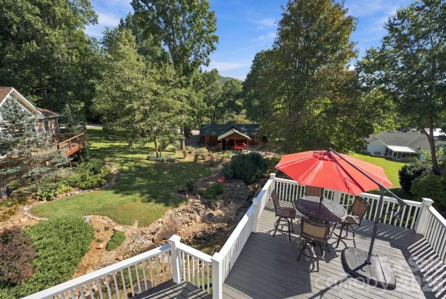65 Airish Lane, Waynesville, NC 28785