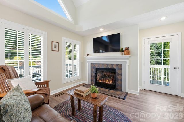 65 Airish Lane, Waynesville, NC 28785