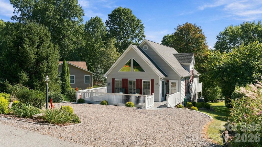 65 Airish Lane, Waynesville, NC 28785