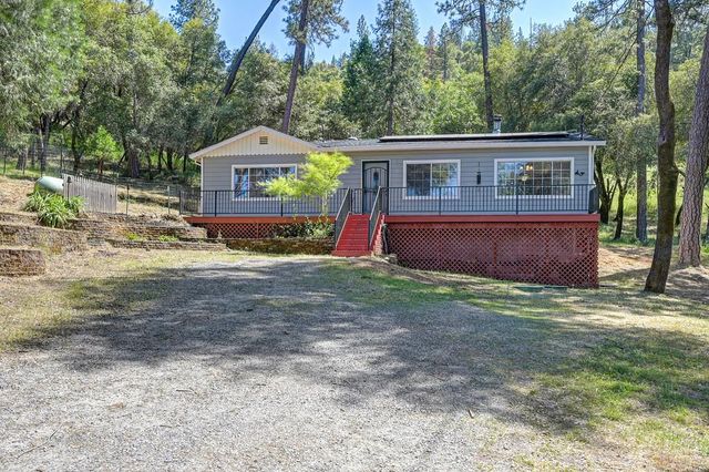 5758 Vacation Blvd, Somerset, CA 95684