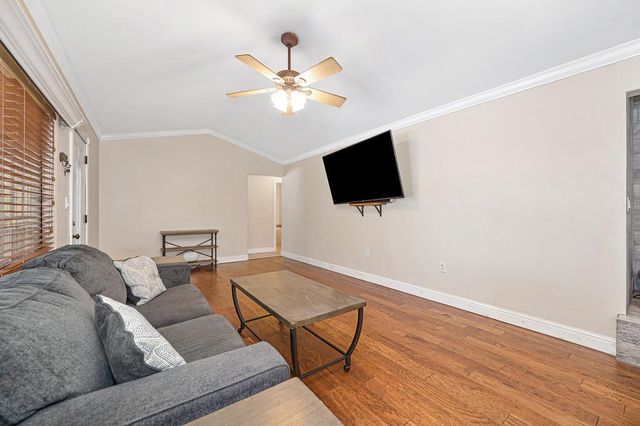 5758 Vacation Blvd, Somerset, CA 95684
