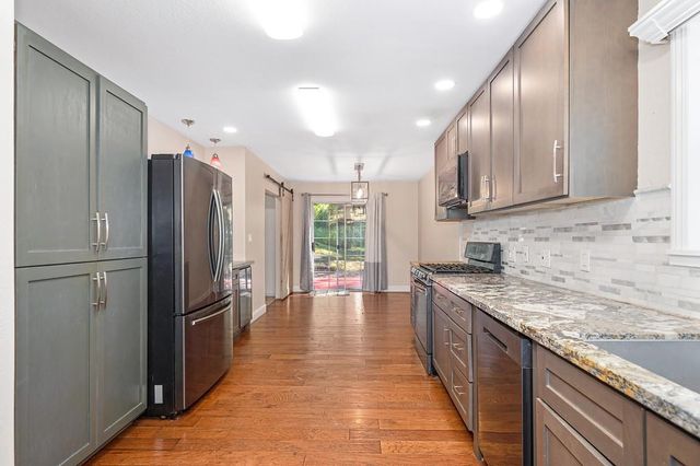 5758 Vacation Blvd, Somerset, CA 95684