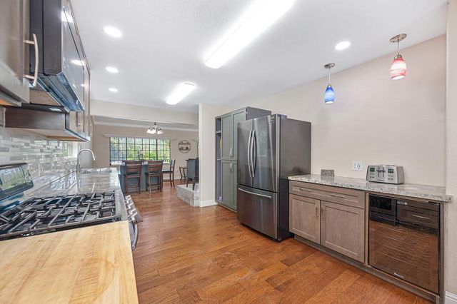 5758 Vacation Blvd, Somerset, CA 95684