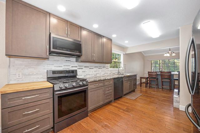 5758 Vacation Blvd, Somerset, CA 95684