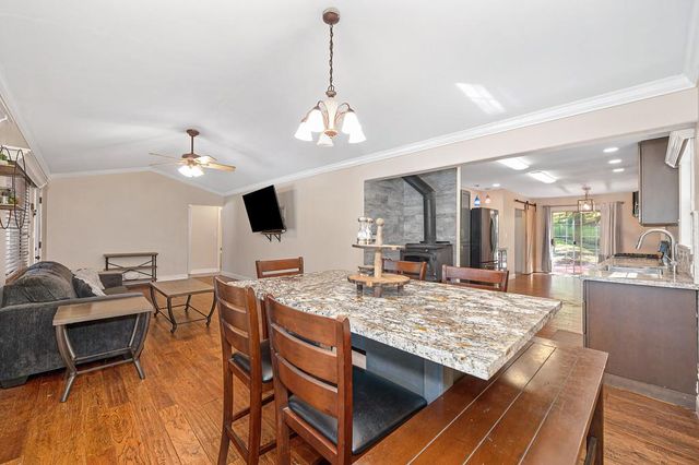 5758 Vacation Blvd, Somerset, CA 95684