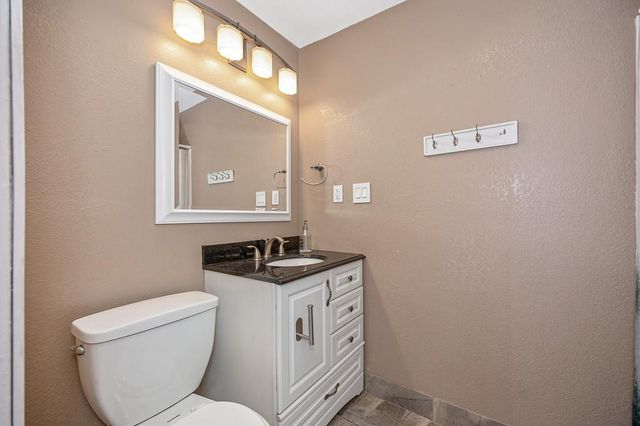 5758 Vacation Blvd, Somerset, CA 95684