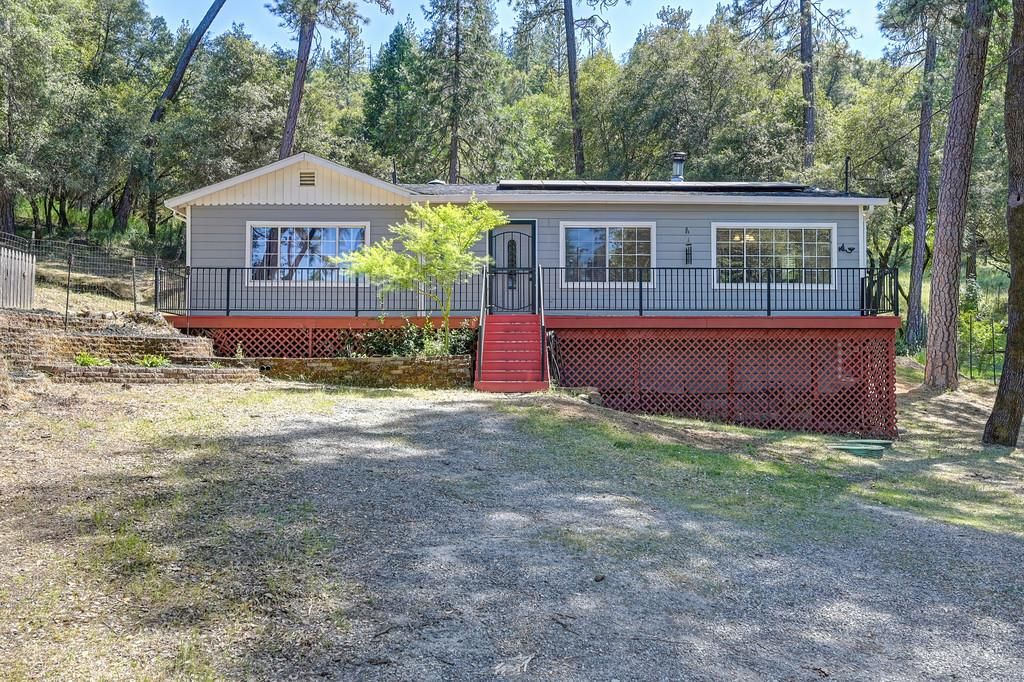 5758 Vacation Blvd, Somerset, CA 95684
