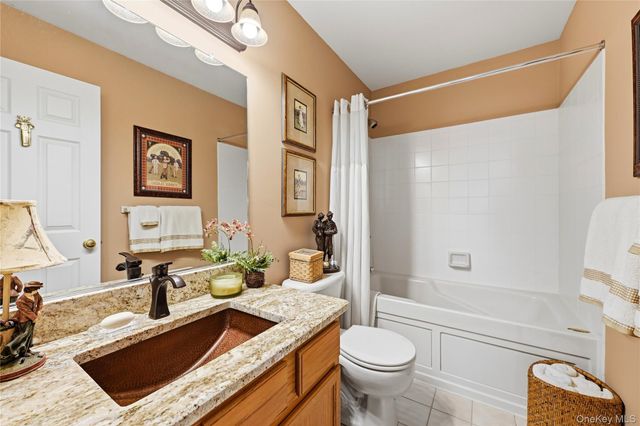 43 Ramblewood Drive, Newburgh, NY 12550