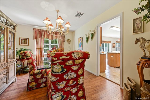 43 Ramblewood Drive, Newburgh, NY 12550