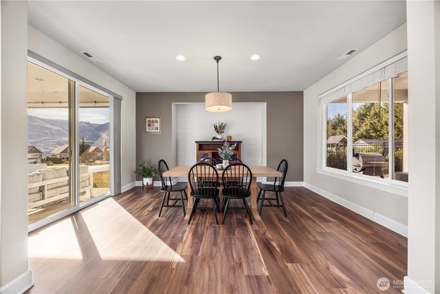 857 S Lamplight Lane, East Wenatchee, WA 98802