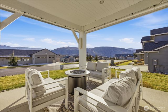 857 S Lamplight Lane, East Wenatchee, WA 98802