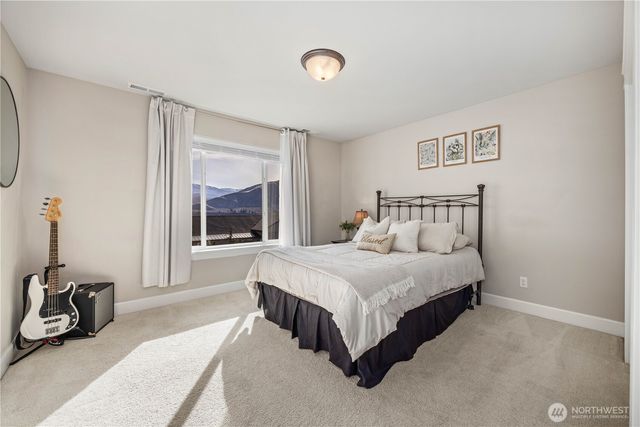 857 S Lamplight Lane, East Wenatchee, WA 98802